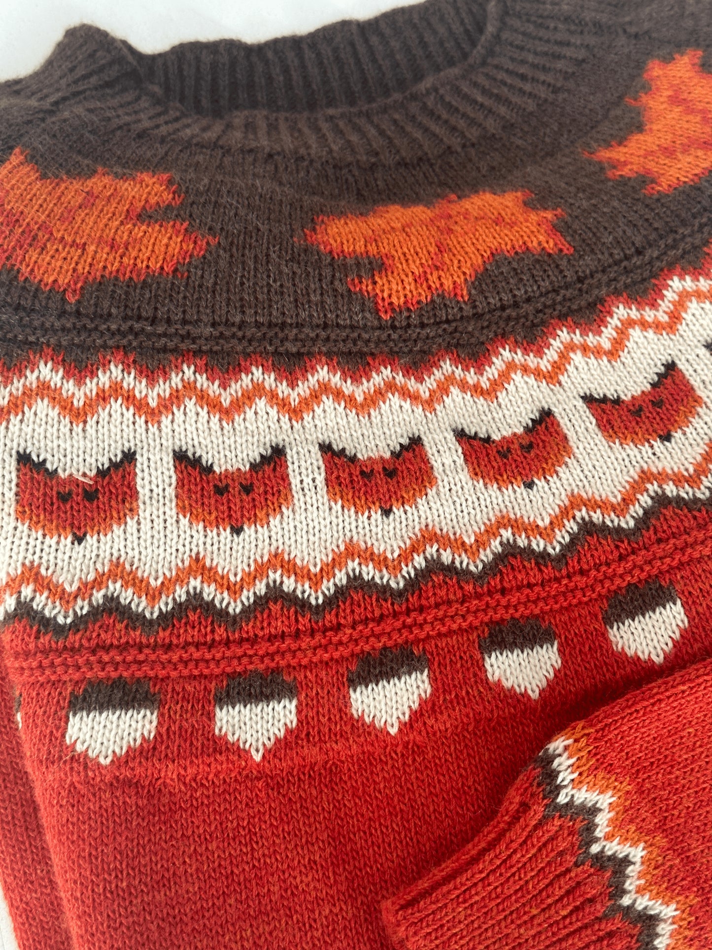 Autumn sweater with Foxes, maple leaves and Acorns