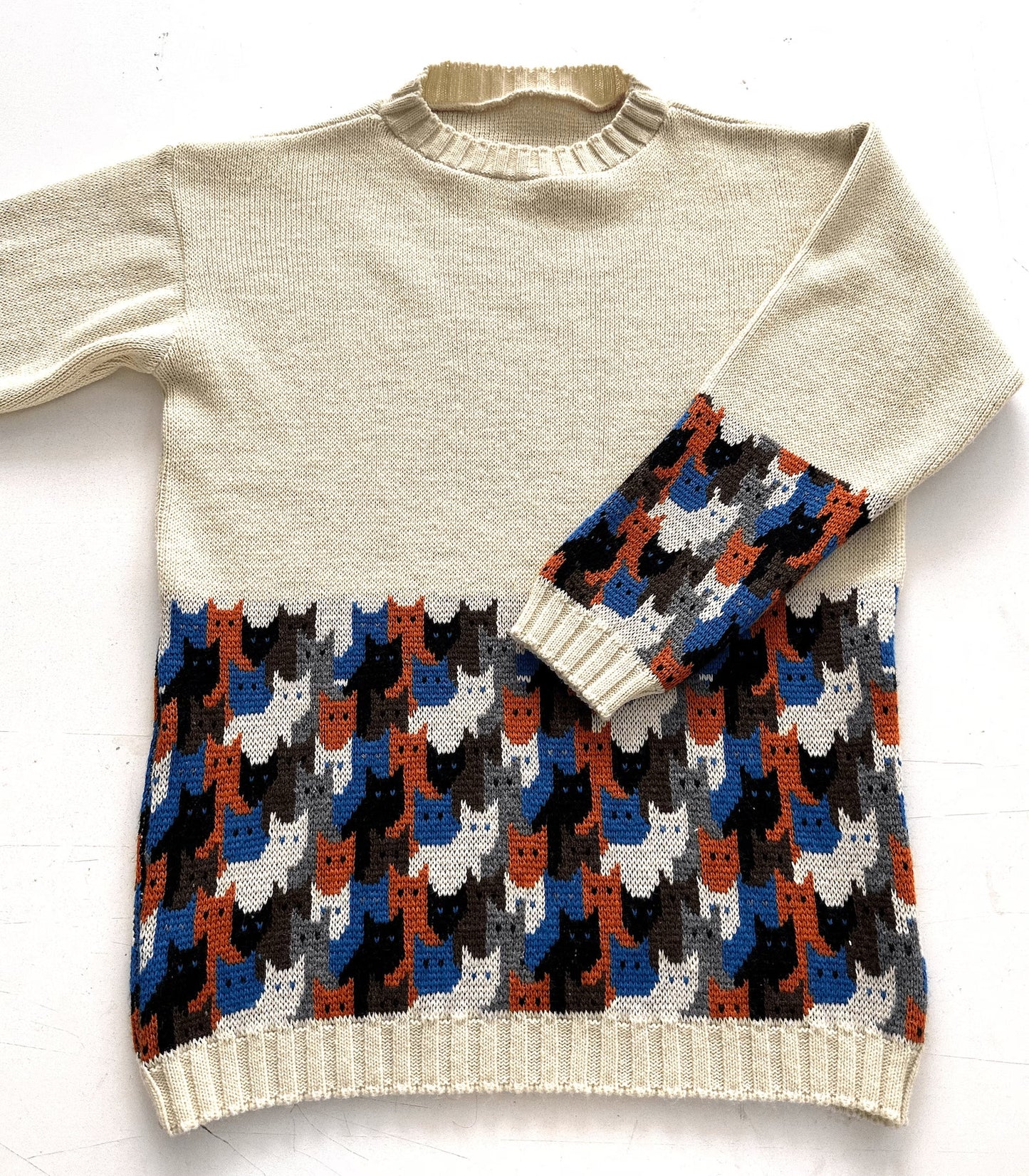 Handmade cat sweater. Acrylic Vegan Wool, Style Halloween Christmas Fall Witch Wizard