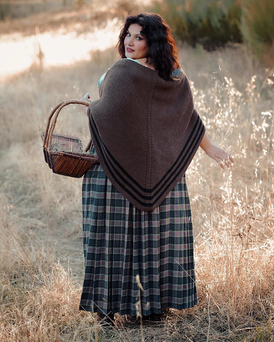 Outlander shawl handmade gray inspired in Claire's - Cottagecore medieval cape