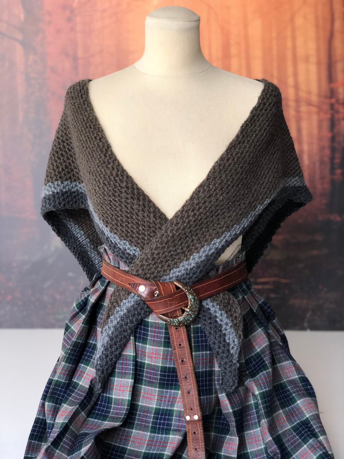 Outlander shawl handmade tricolor inspired in Claire's - Cottagecore medieval cape