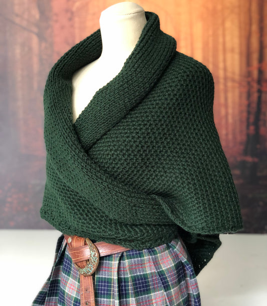 Outlander shawl handmade green inspired in Claire's - Cottagecore medieval cape