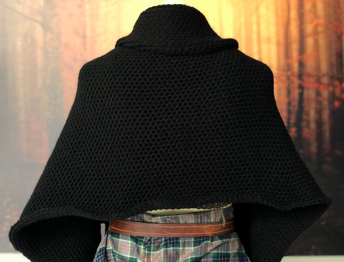 Black handmade Outlander shawl inspired in Claire's - Cottagecore medieval cape