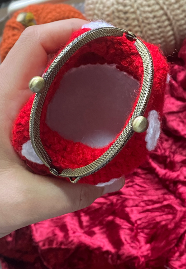 Crochet mushroom purse with acrylic wool | Vegan bag handmade. Fairycore Cottagecore