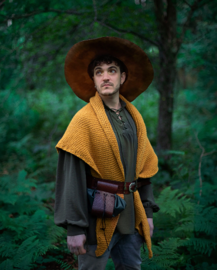 Handmade yellow outlander shawl inspired by Claire's - Cottagecore